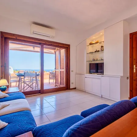 Punta Est - Trilo Tamerice Terrazza & Relax شقة *